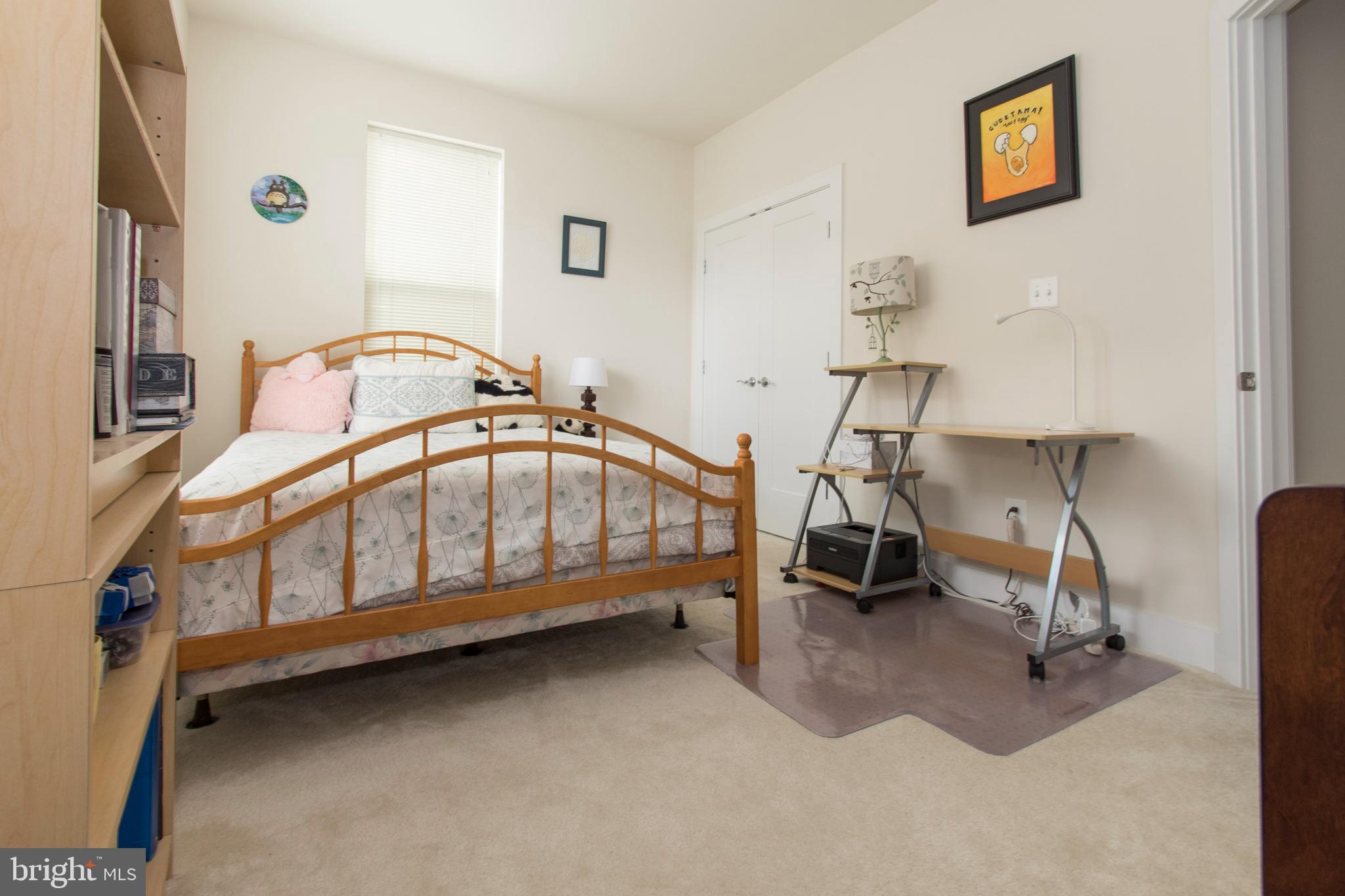 908 KING FARM BOULEVARD