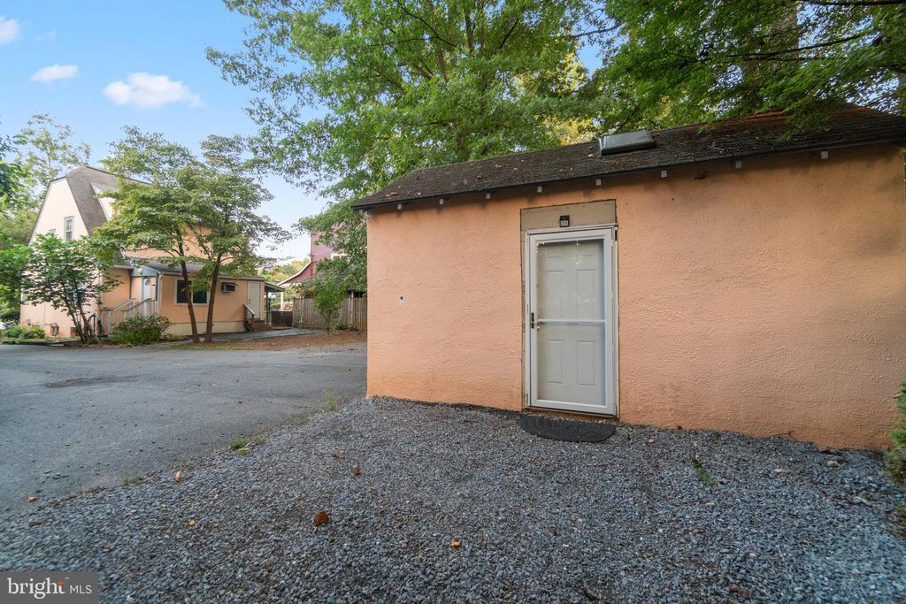 9012 OLD GEORGETOWN ROAD