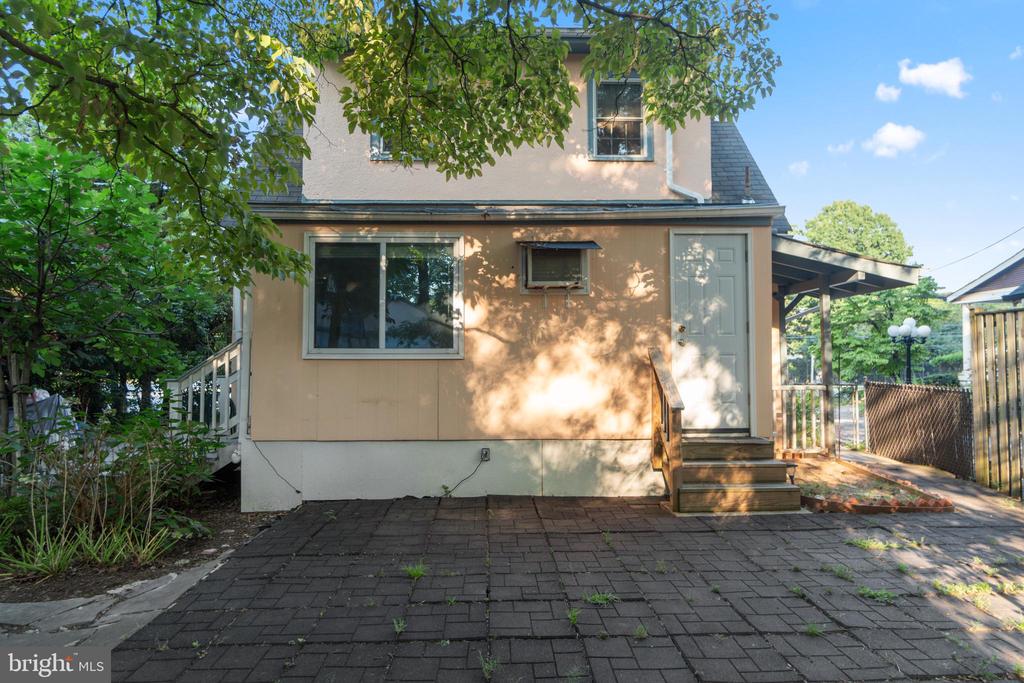 9012 OLD GEORGETOWN ROAD