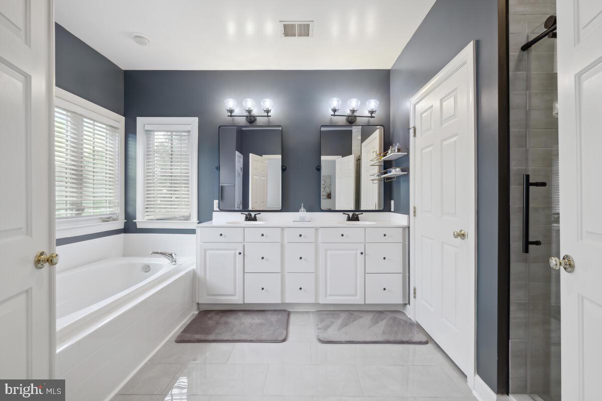 18606 HARVEST SCENE COURT