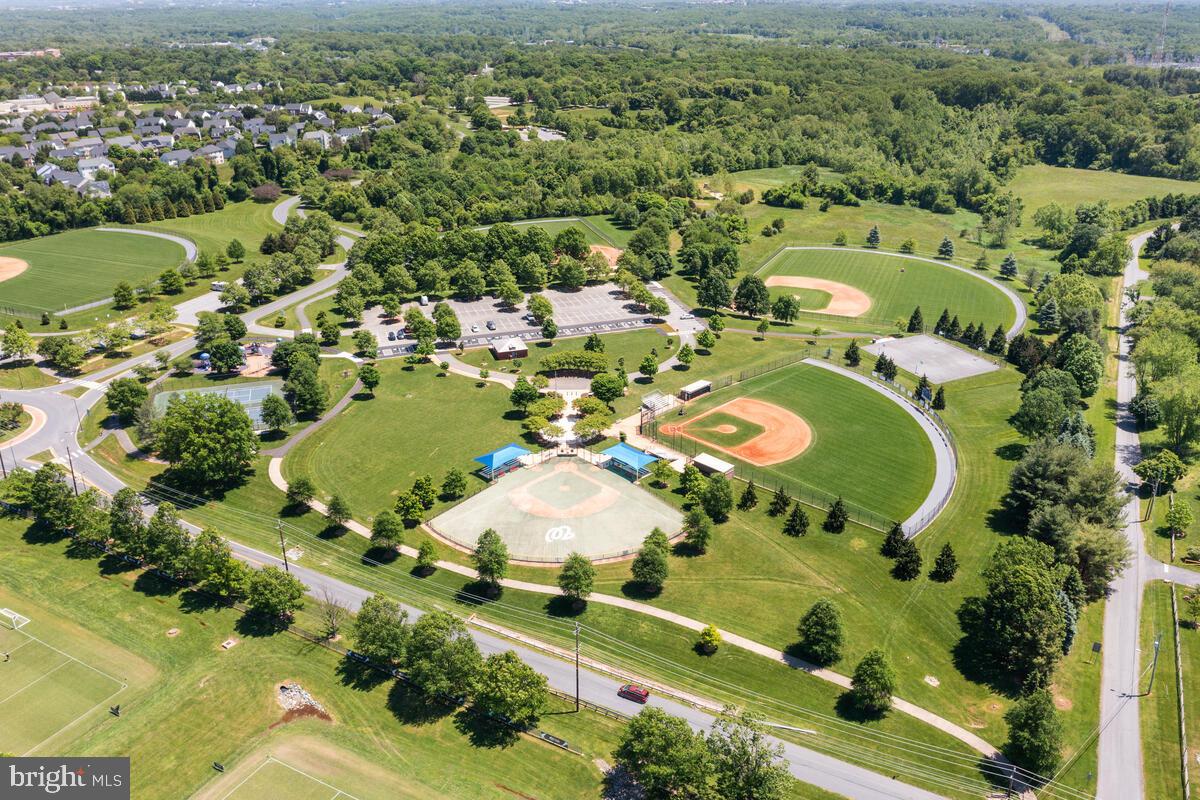 18606 HARVEST SCENE COURT