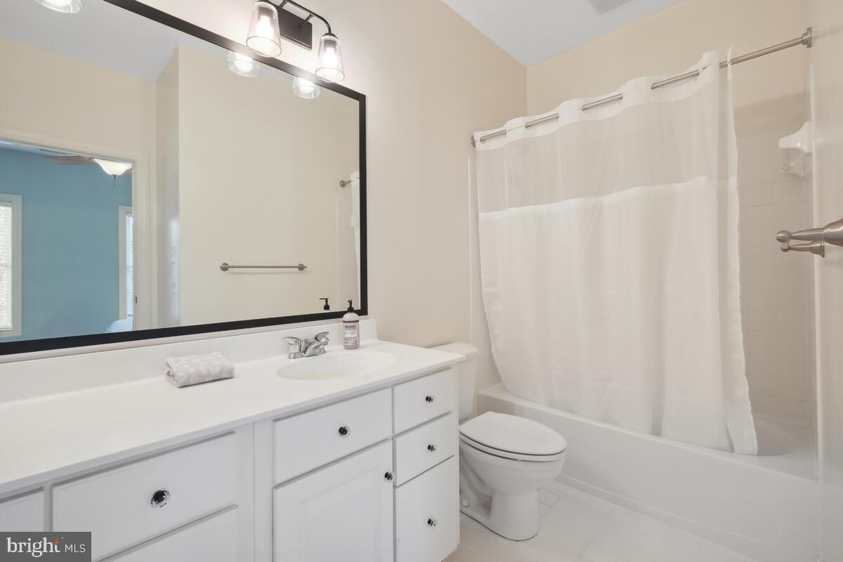 18606 HARVEST SCENE COURT