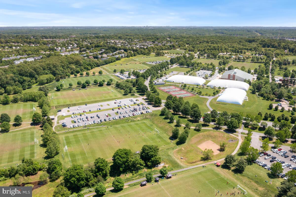 18606 HARVEST SCENE COURT