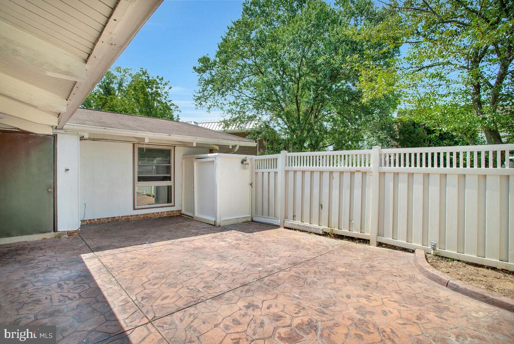 3578 GLENEAGLES DRIVE 33-A