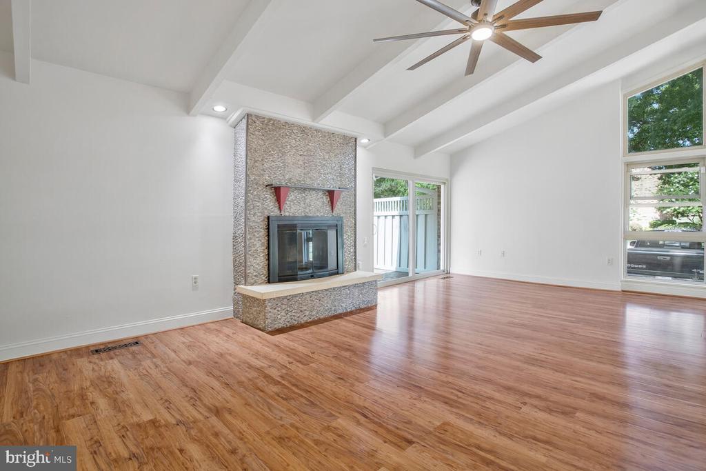 3578 GLENEAGLES DRIVE 33-A