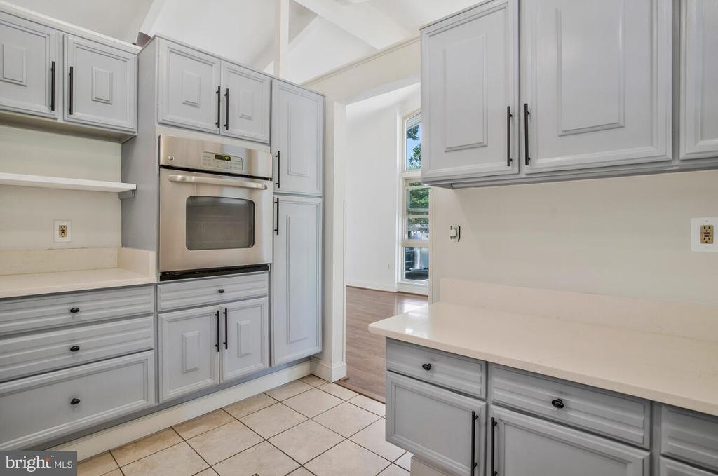3578 GLENEAGLES DRIVE 33-A