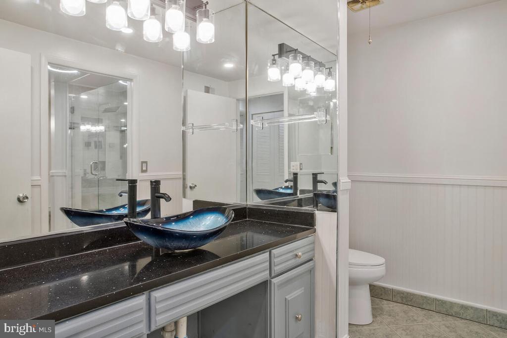 3578 GLENEAGLES DRIVE 33-A