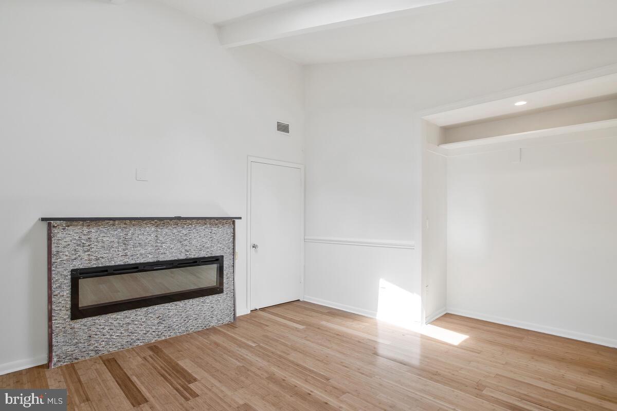 3578 GLENEAGLES DRIVE 33-A