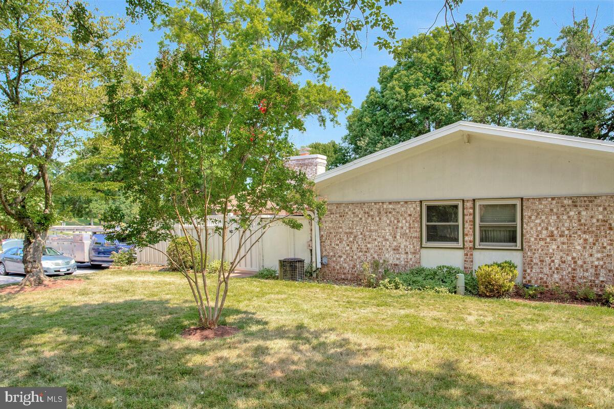 3578 GLENEAGLES DRIVE 33-A