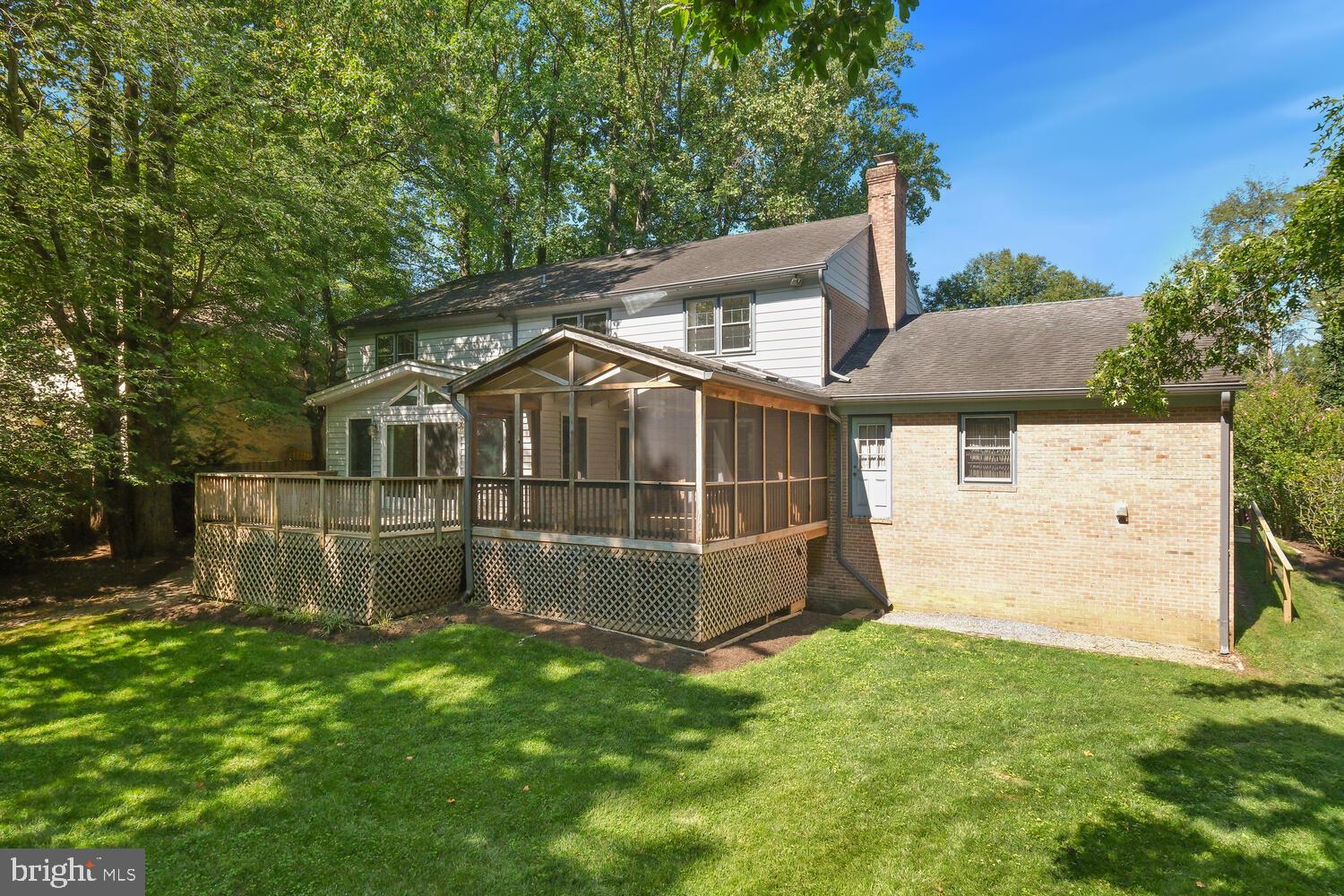 11409 Marcliff Rd