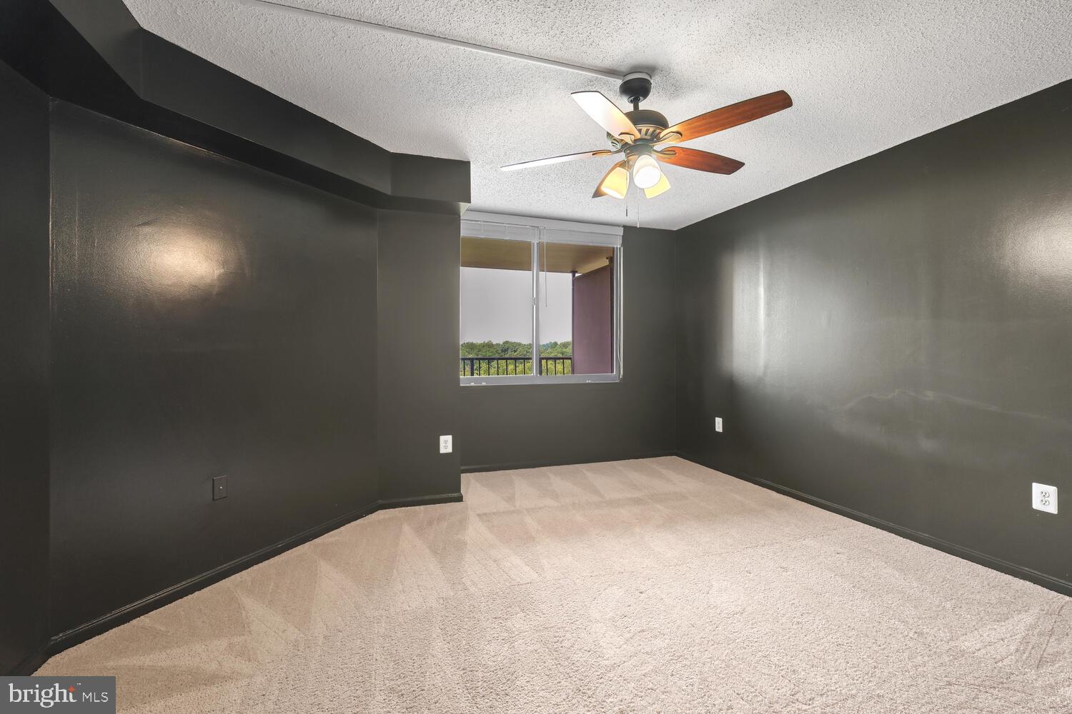 10101 Grosvenor Pl #1704