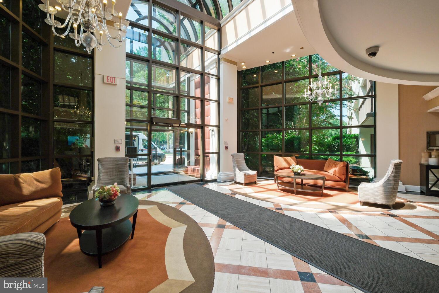 10101 Grosvenor Pl #1704