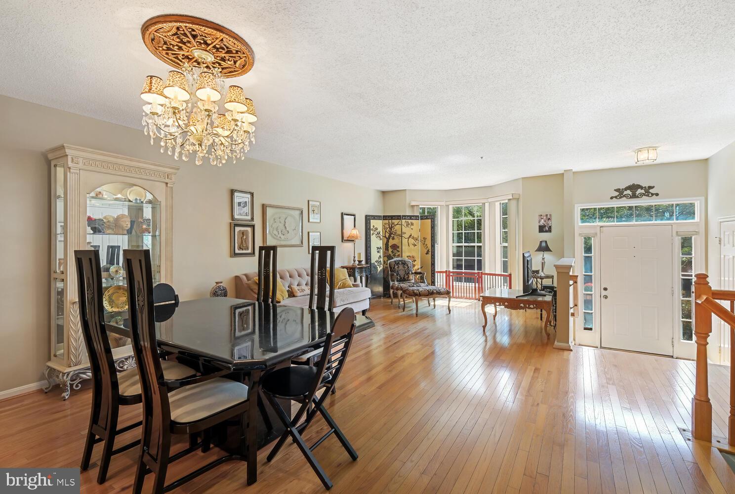 10108 Vanderbilt Cir