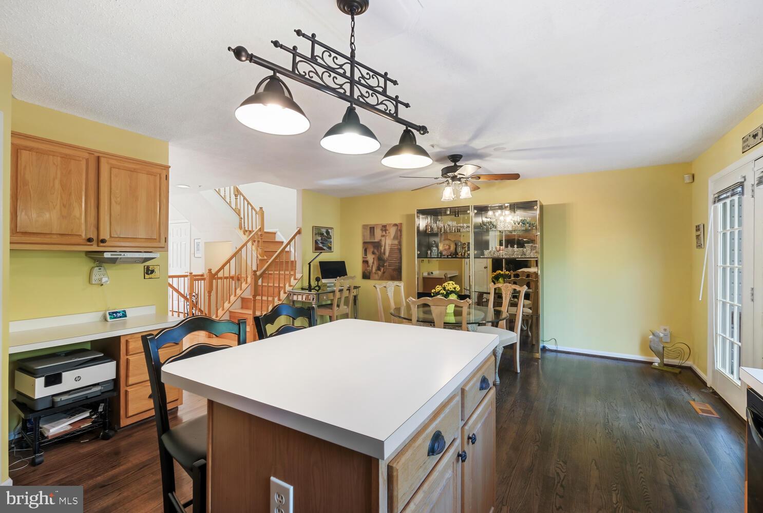 10108 Vanderbilt Cir