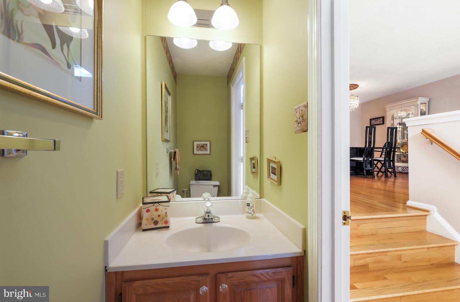 10108 Vanderbilt Cir