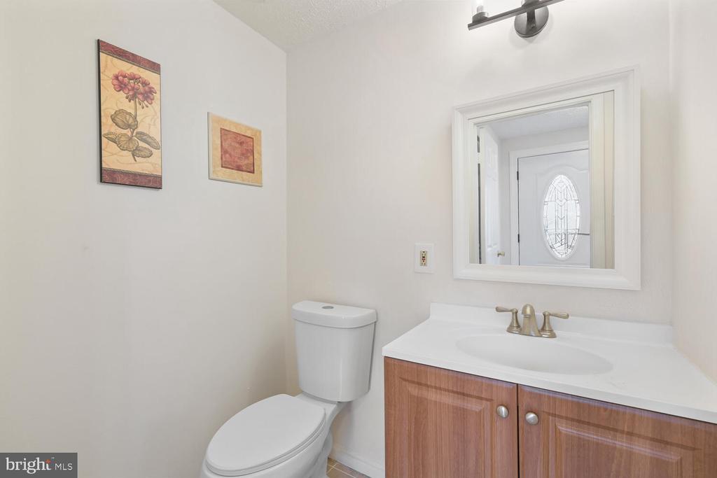 154 Lamont Ln