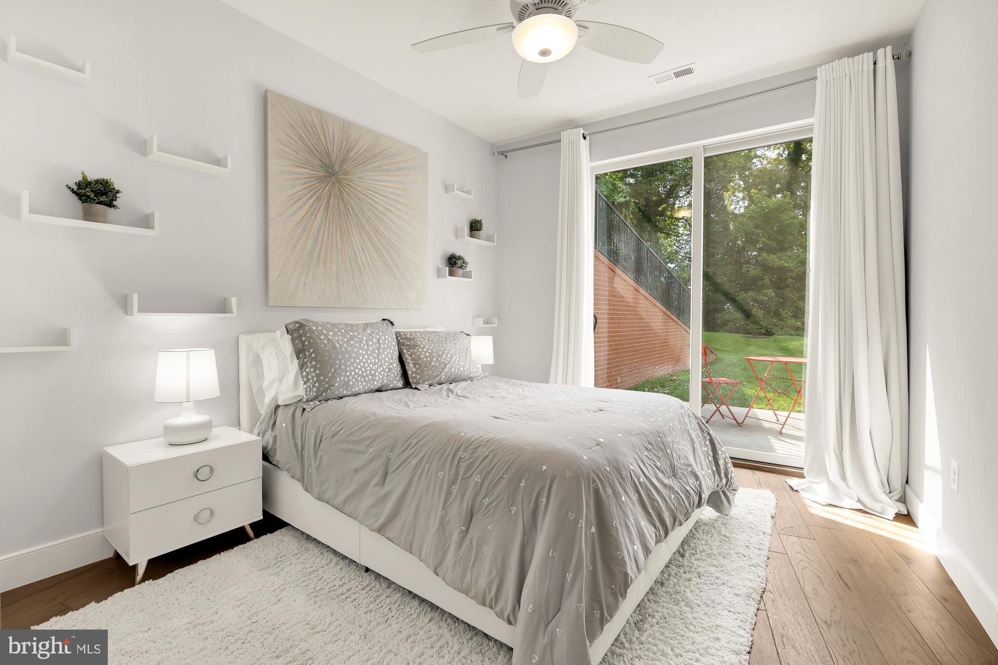 590 BROOKES RIDGE COURT