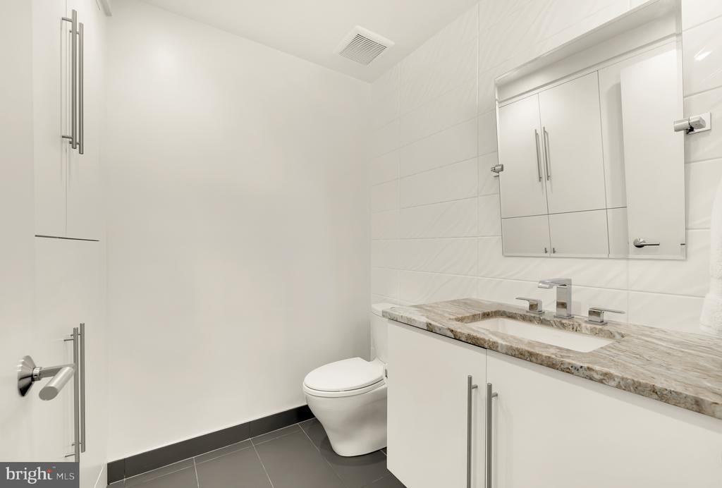 590 BROOKES RIDGE COURT