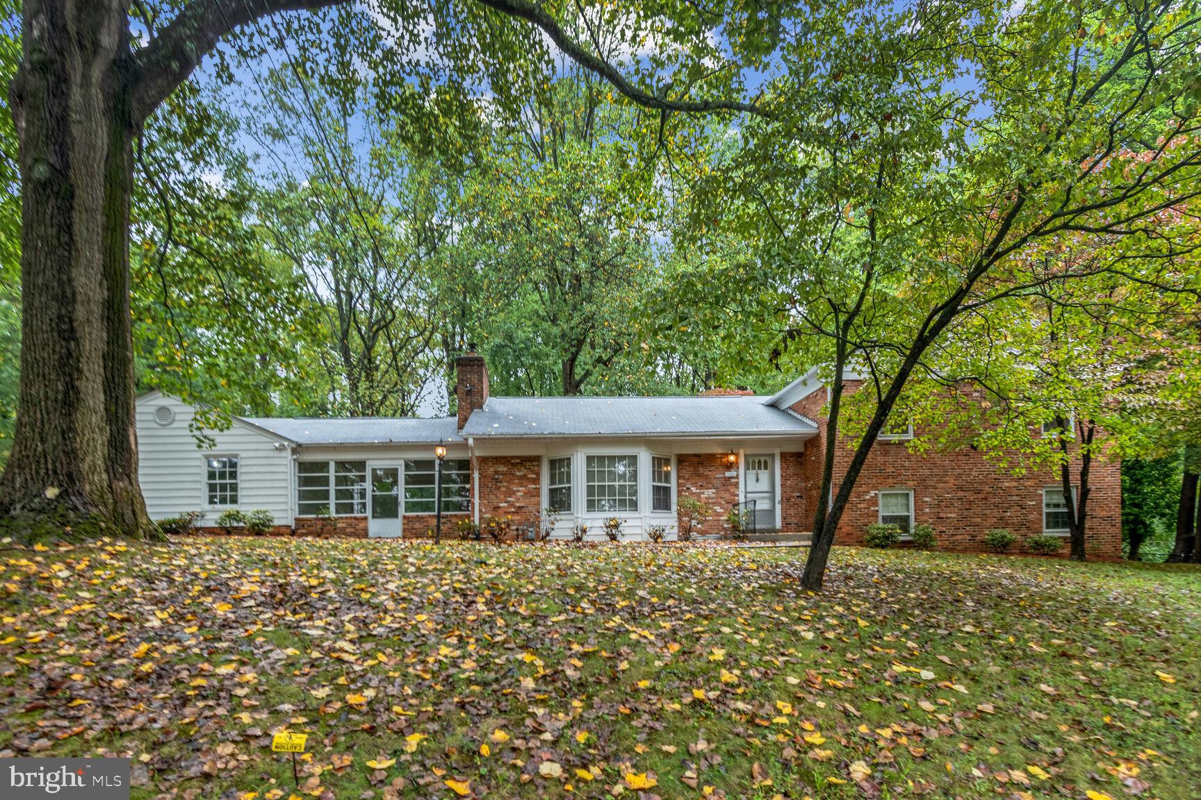 11100 Ralston
