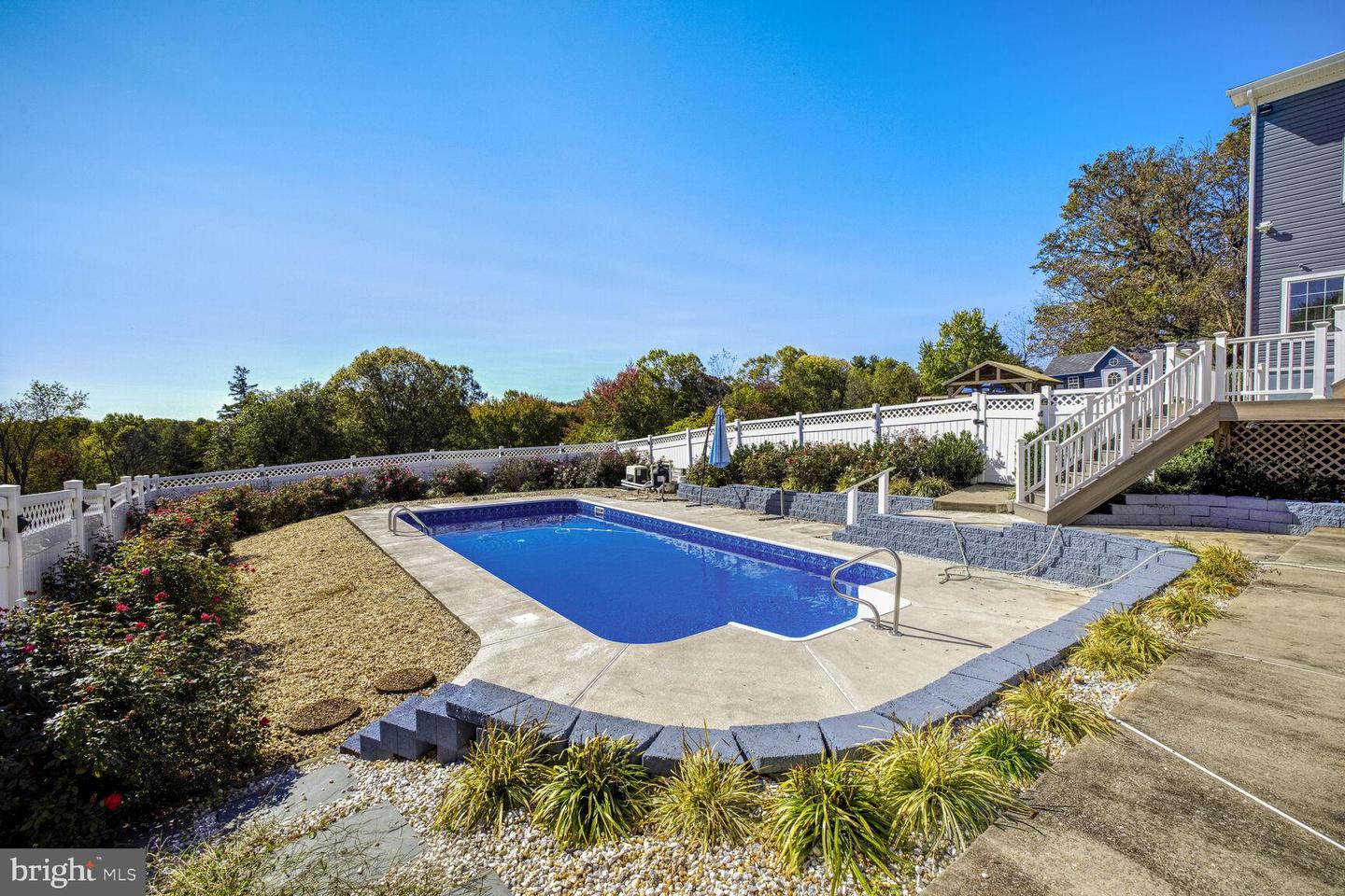9440 Damascus Rd