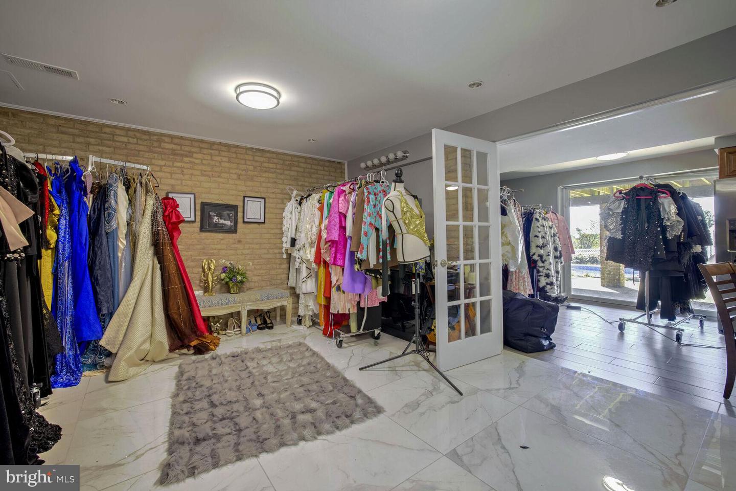 9440 Damascus Rd