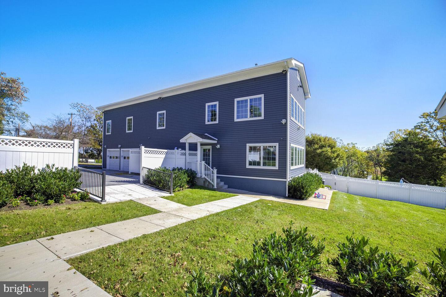 9440 Damascus Rd