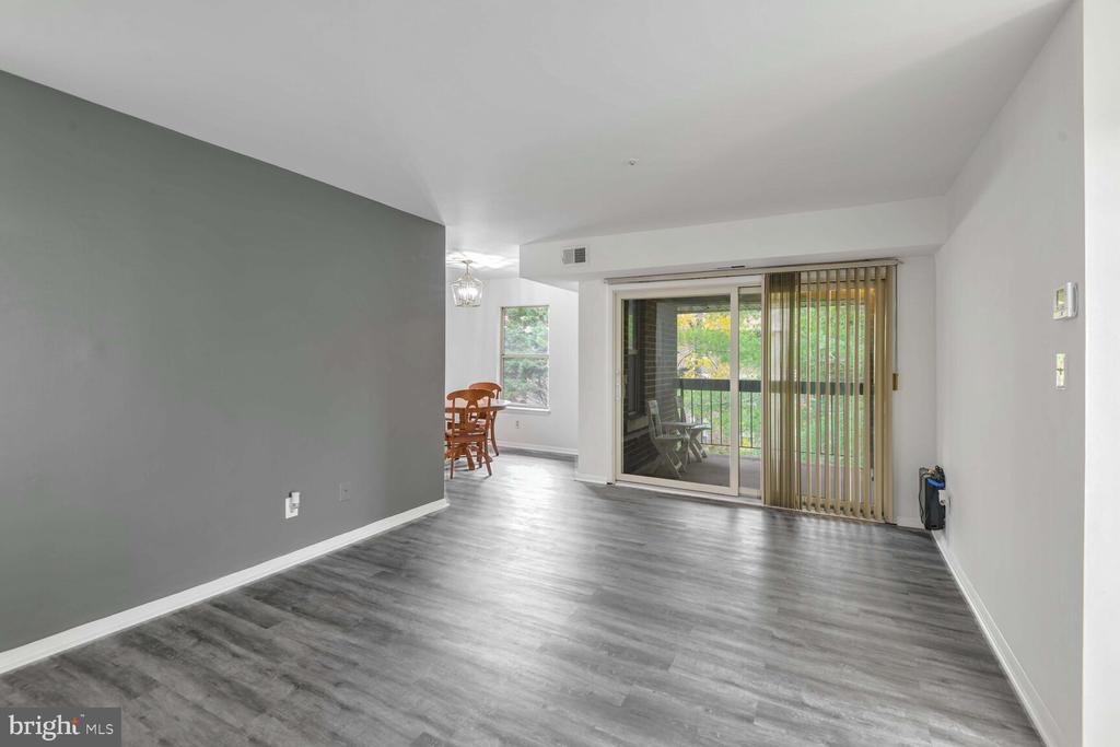 7909 Coriander Dr #303