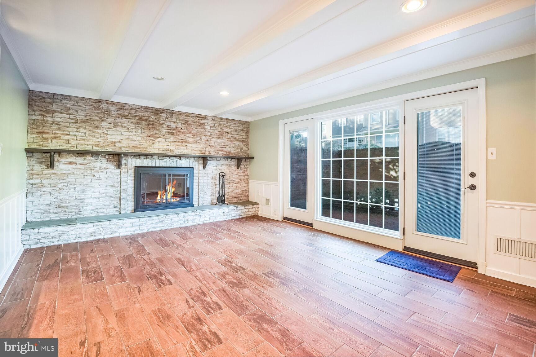 11015 WICKSHIRE WAY M-2