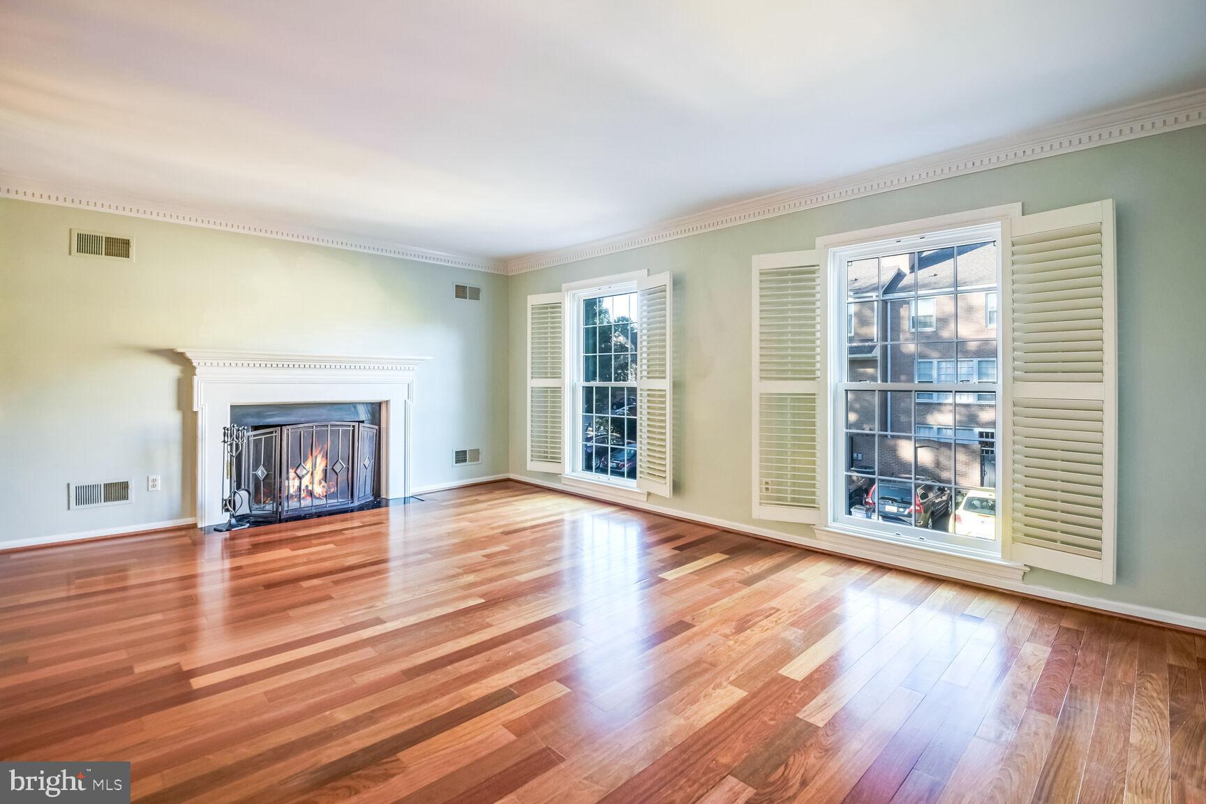 11015 WICKSHIRE WAY M-2