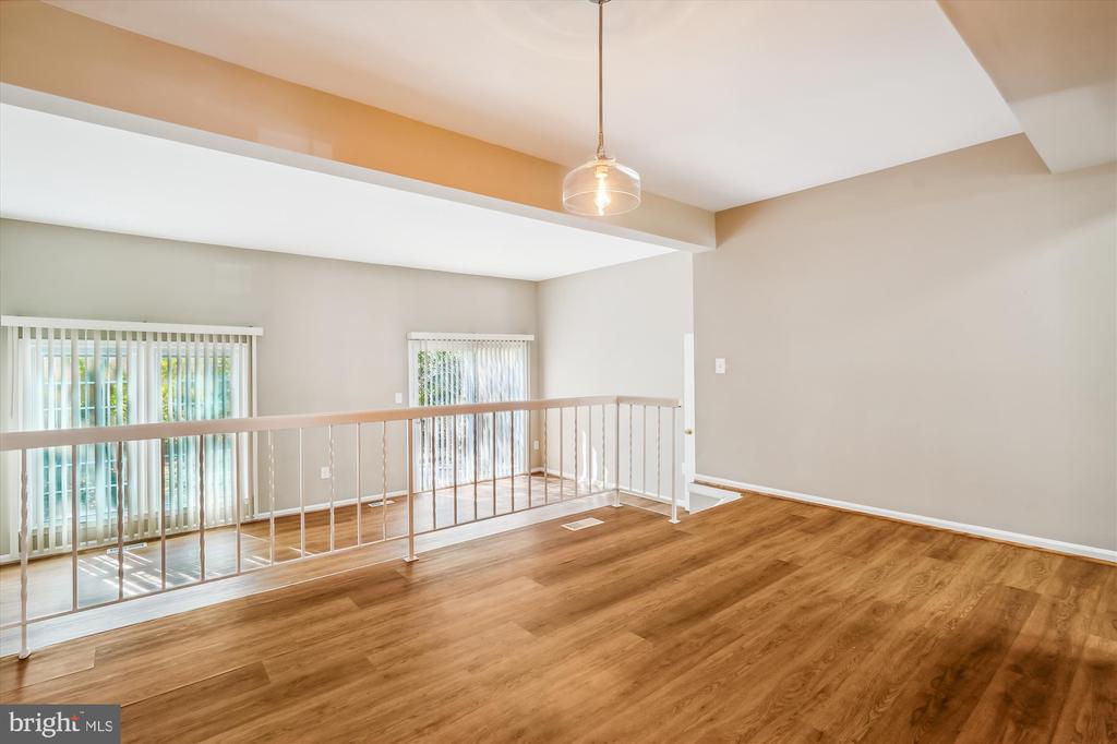 11904 Bargate Ct