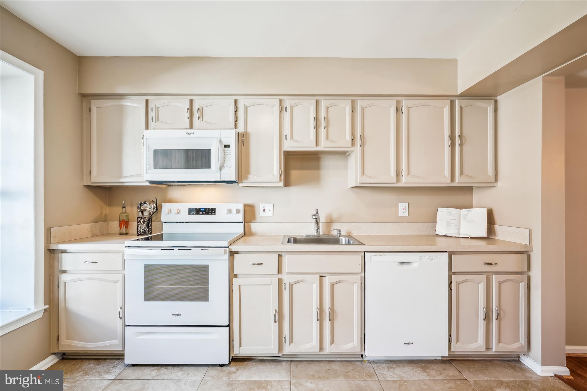 11904 Bargate Ct