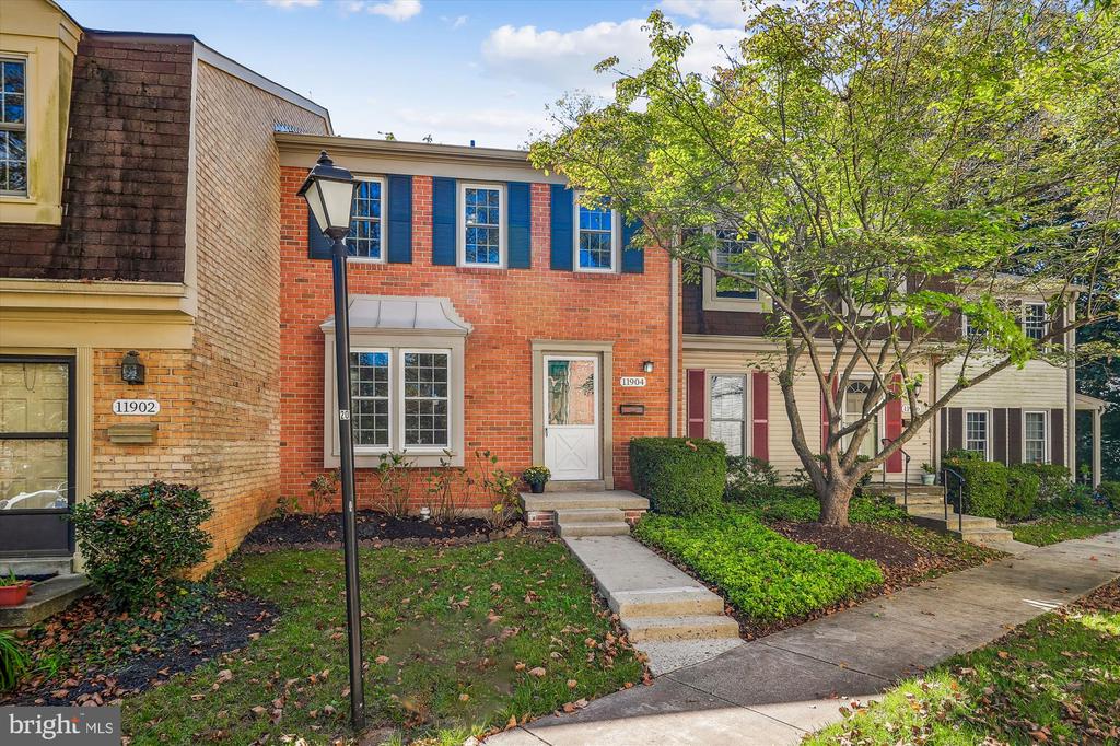 11904 Bargate Ct