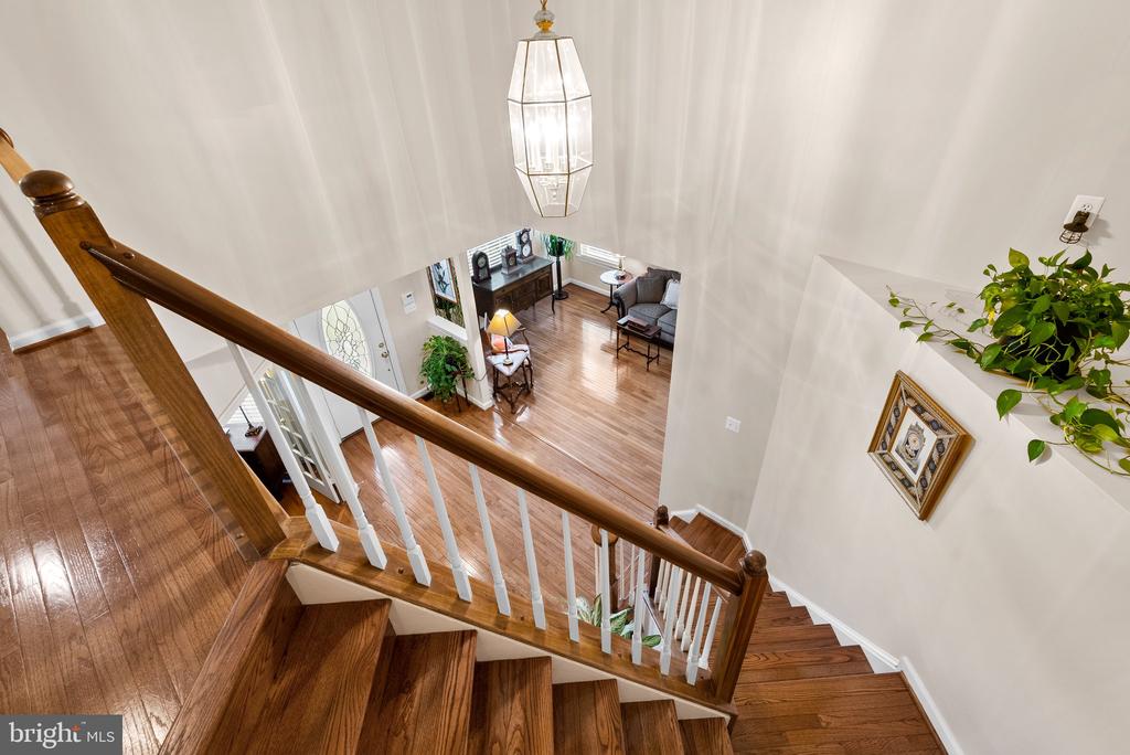 11216 KNOLLTOP VIEW COURT