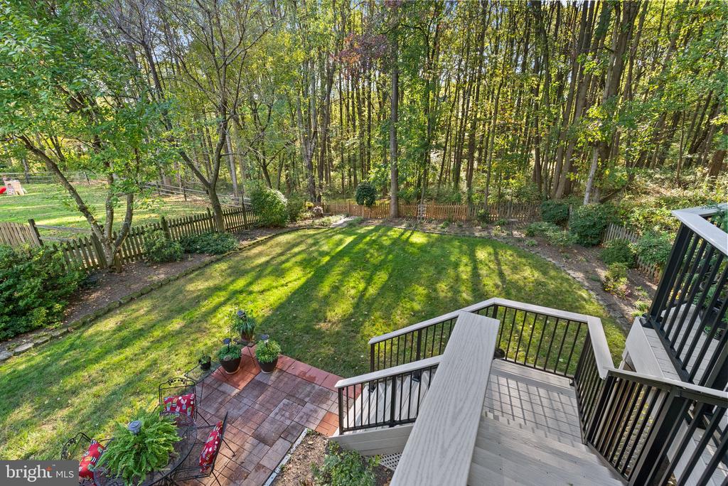 11216 KNOLLTOP VIEW COURT