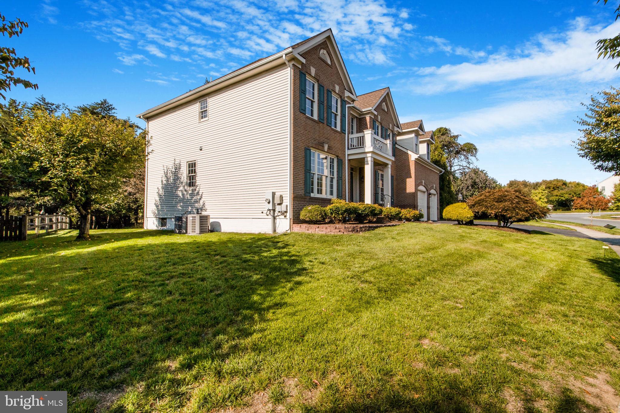 10228 SWEETWOOD AVENUE