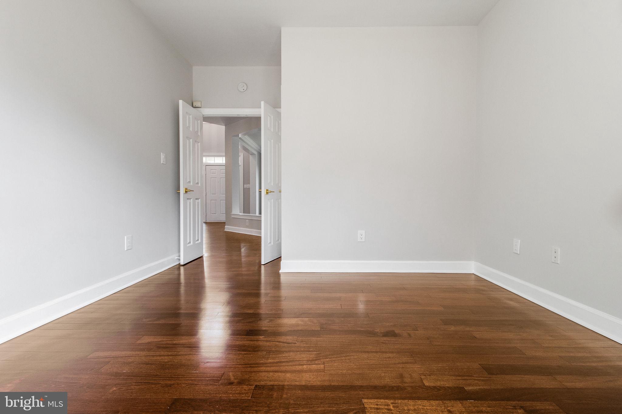 10228 SWEETWOOD AVENUE