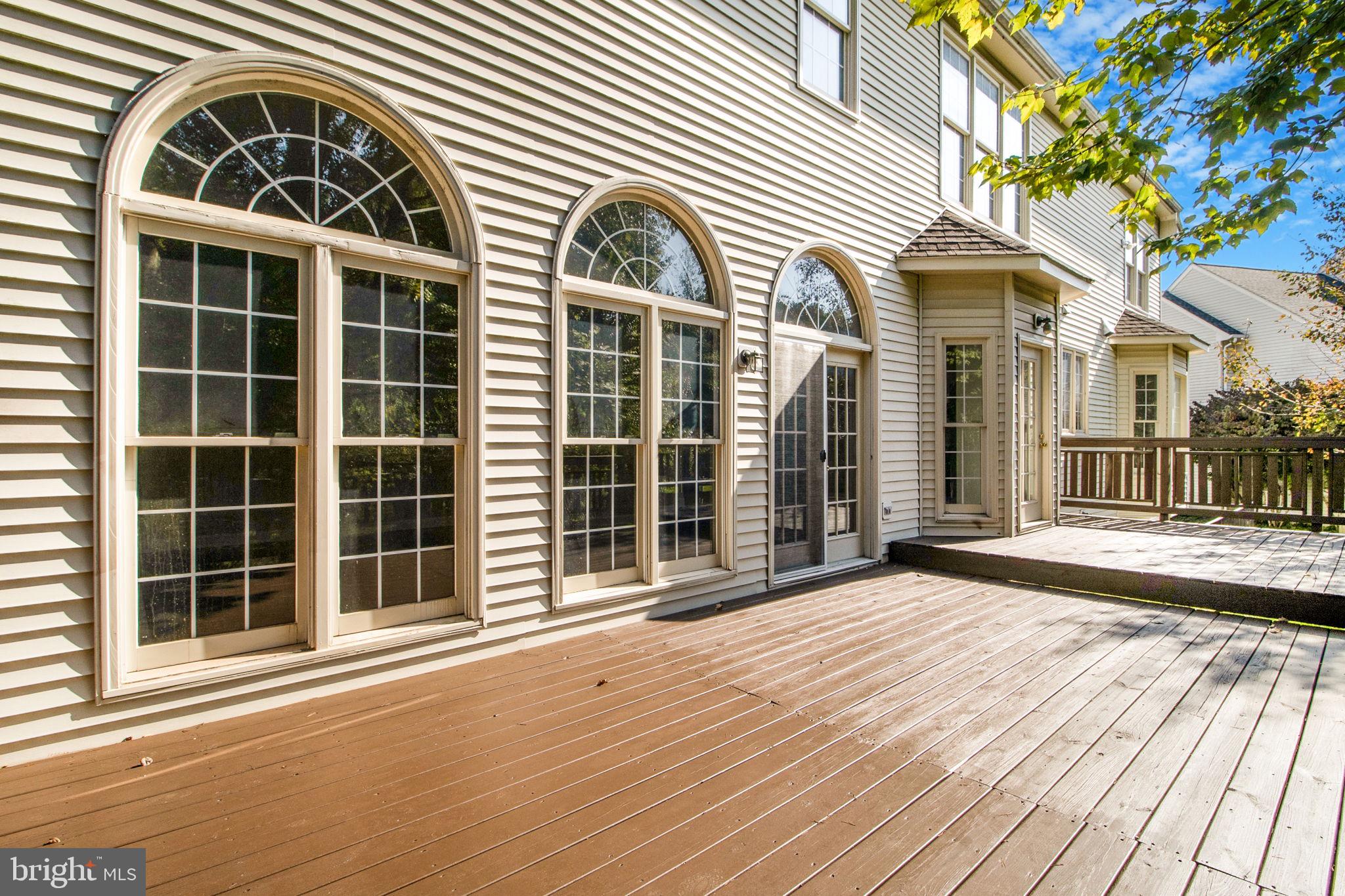 10228 SWEETWOOD AVENUE