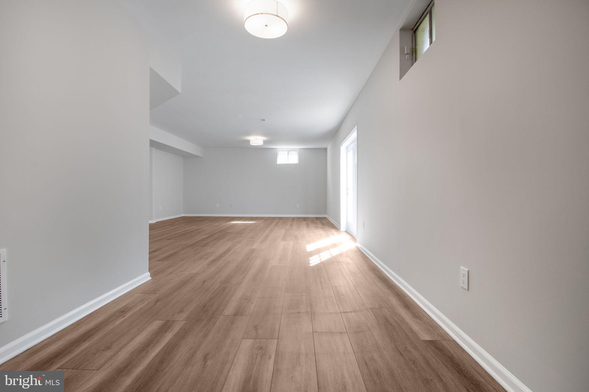 10228 SWEETWOOD AVENUE