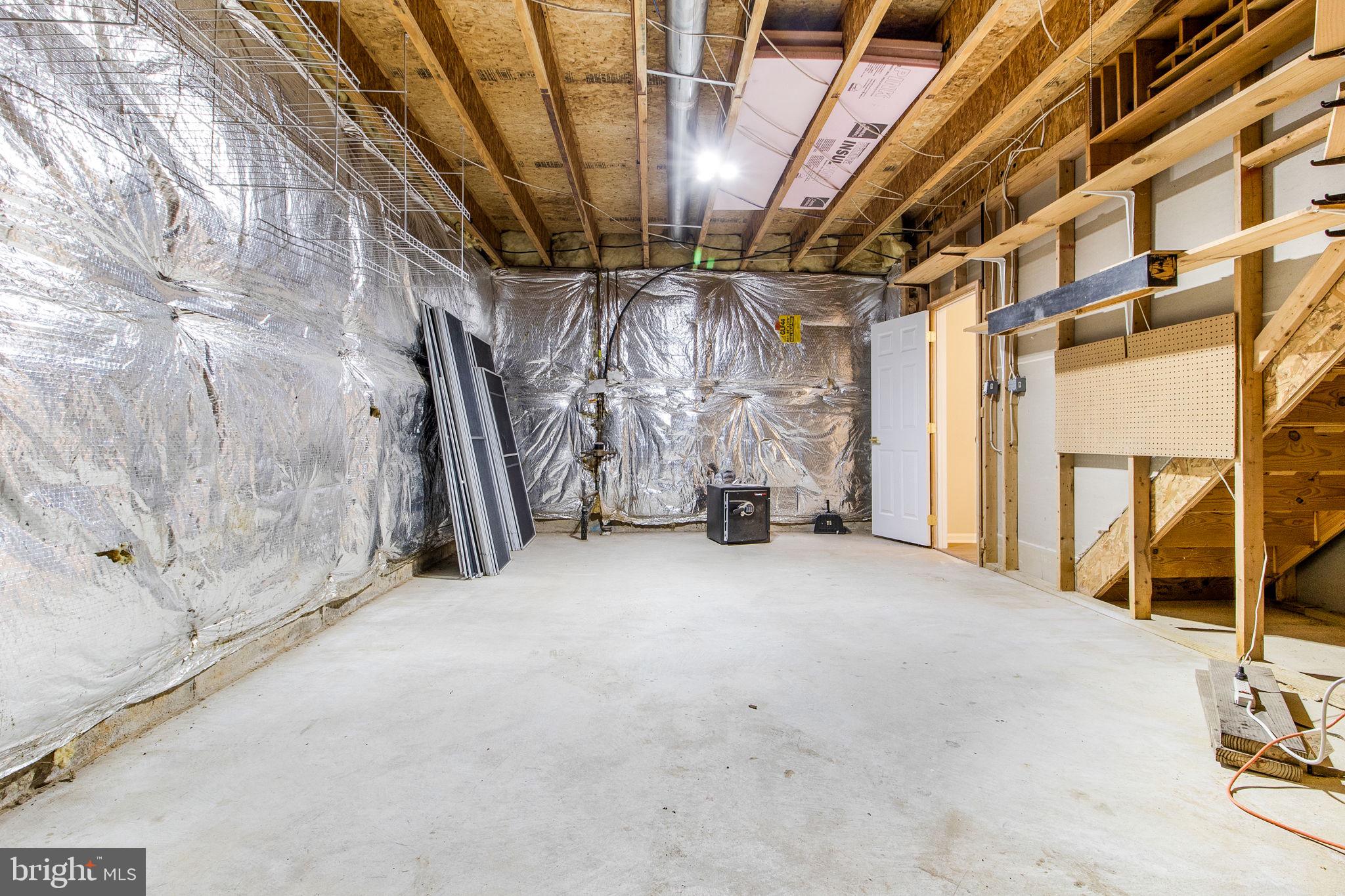 10228 SWEETWOOD AVENUE