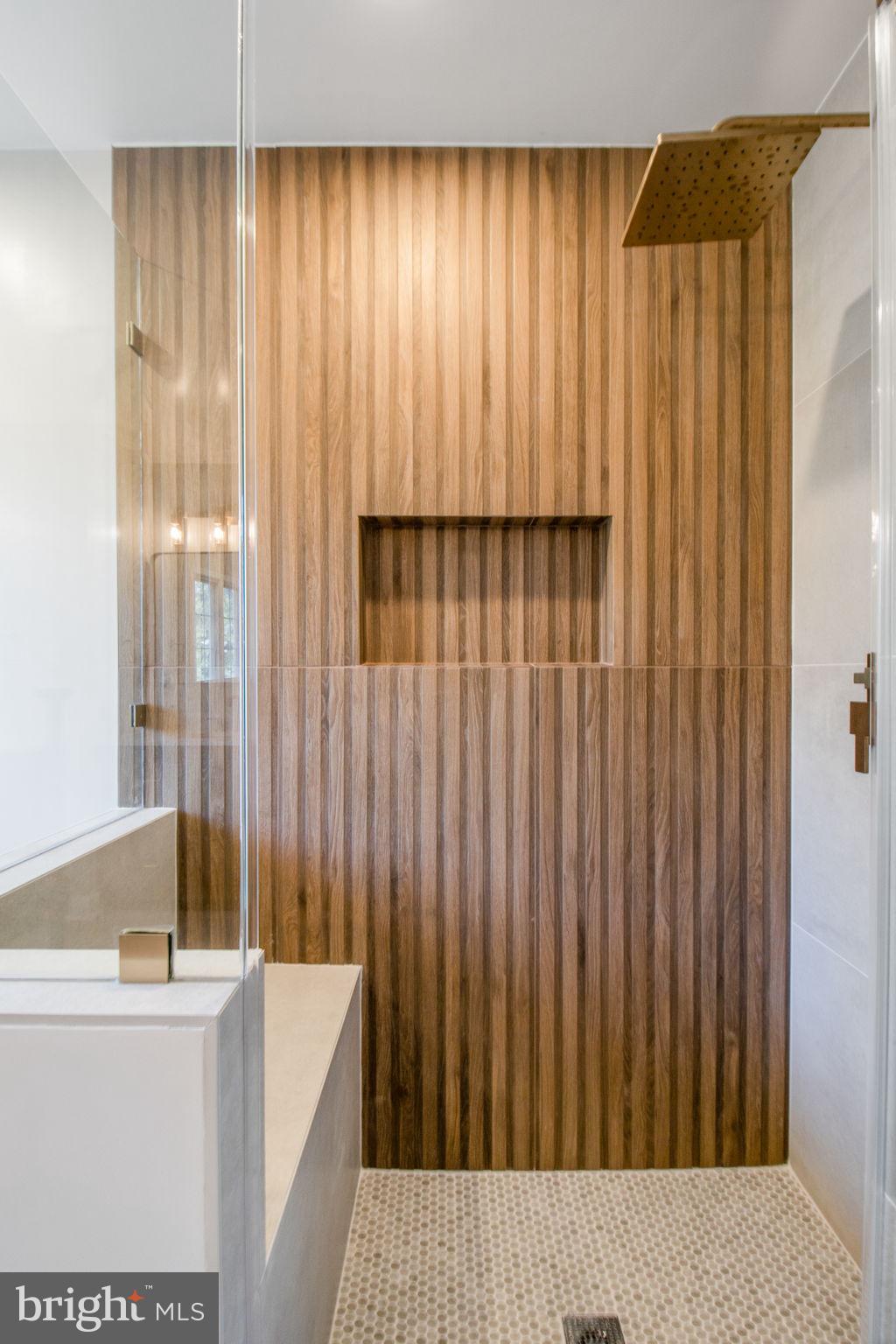 10228 SWEETWOOD AVENUE