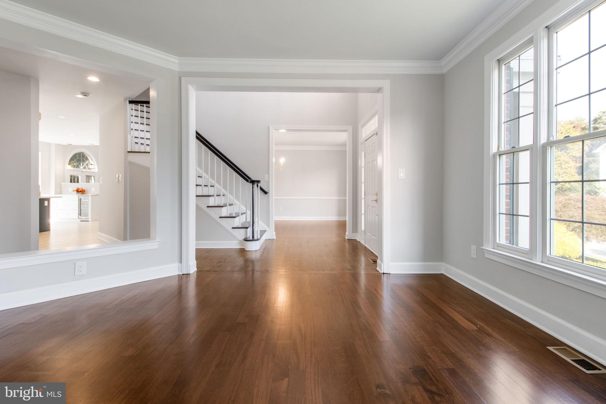 10228 SWEETWOOD AVENUE