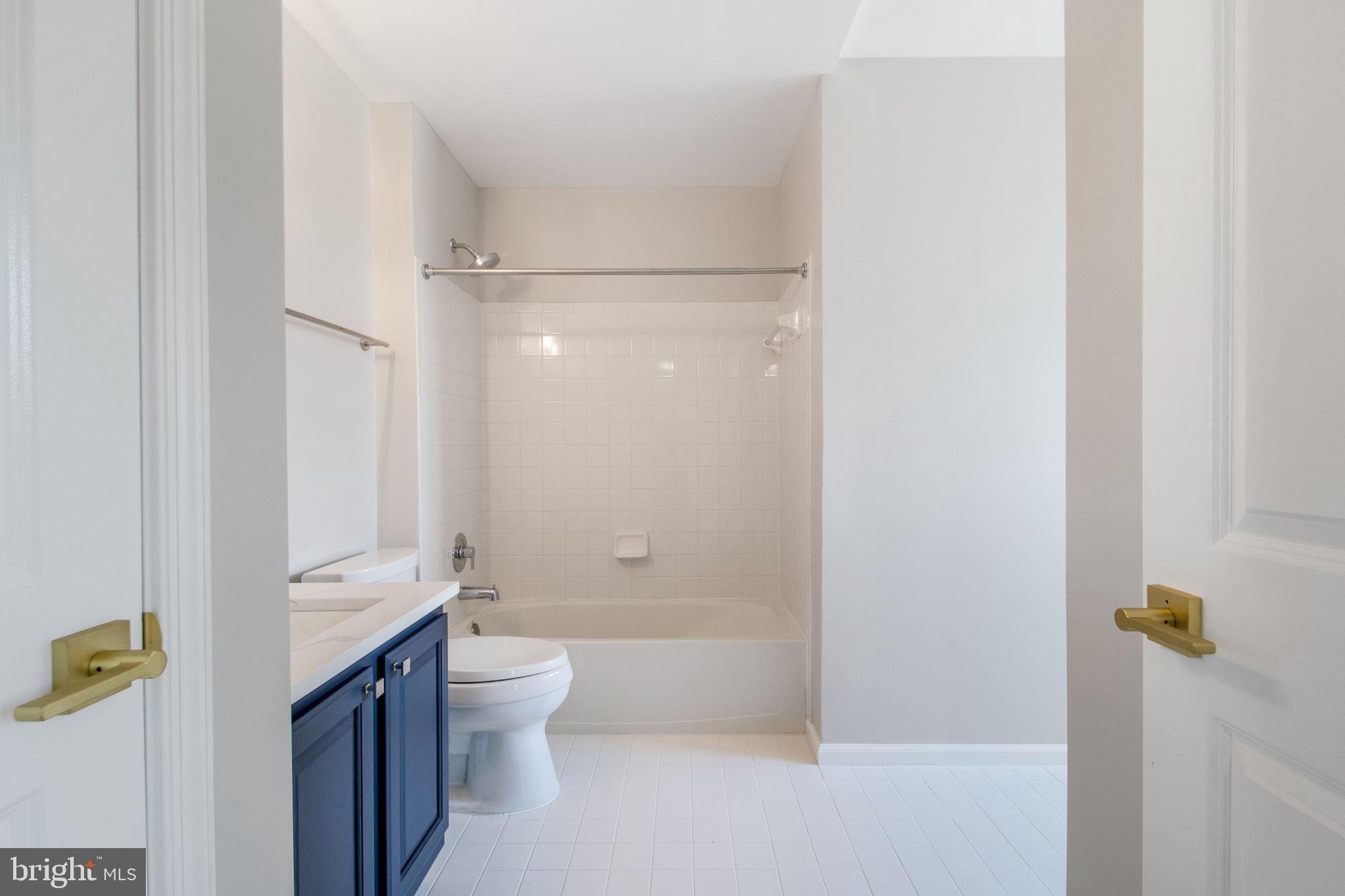 10228 SWEETWOOD AVENUE