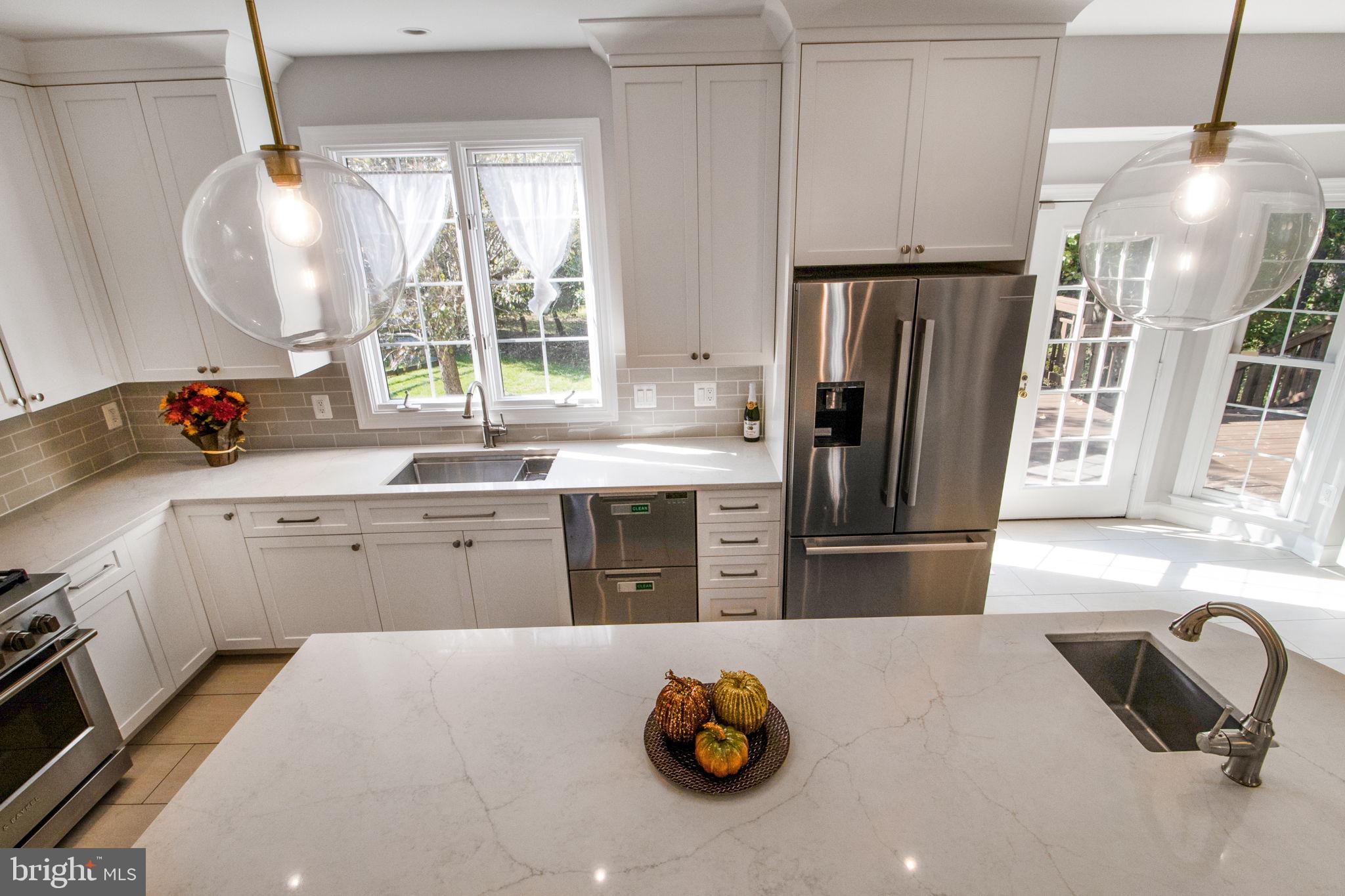 10228 SWEETWOOD AVENUE