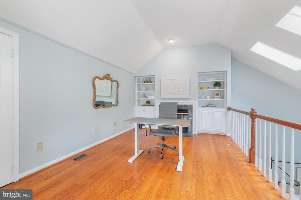9942 Foxborough Cir