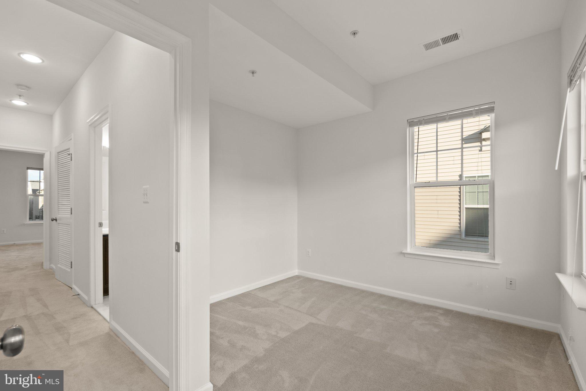 22475 GLENBOW WAY 2010