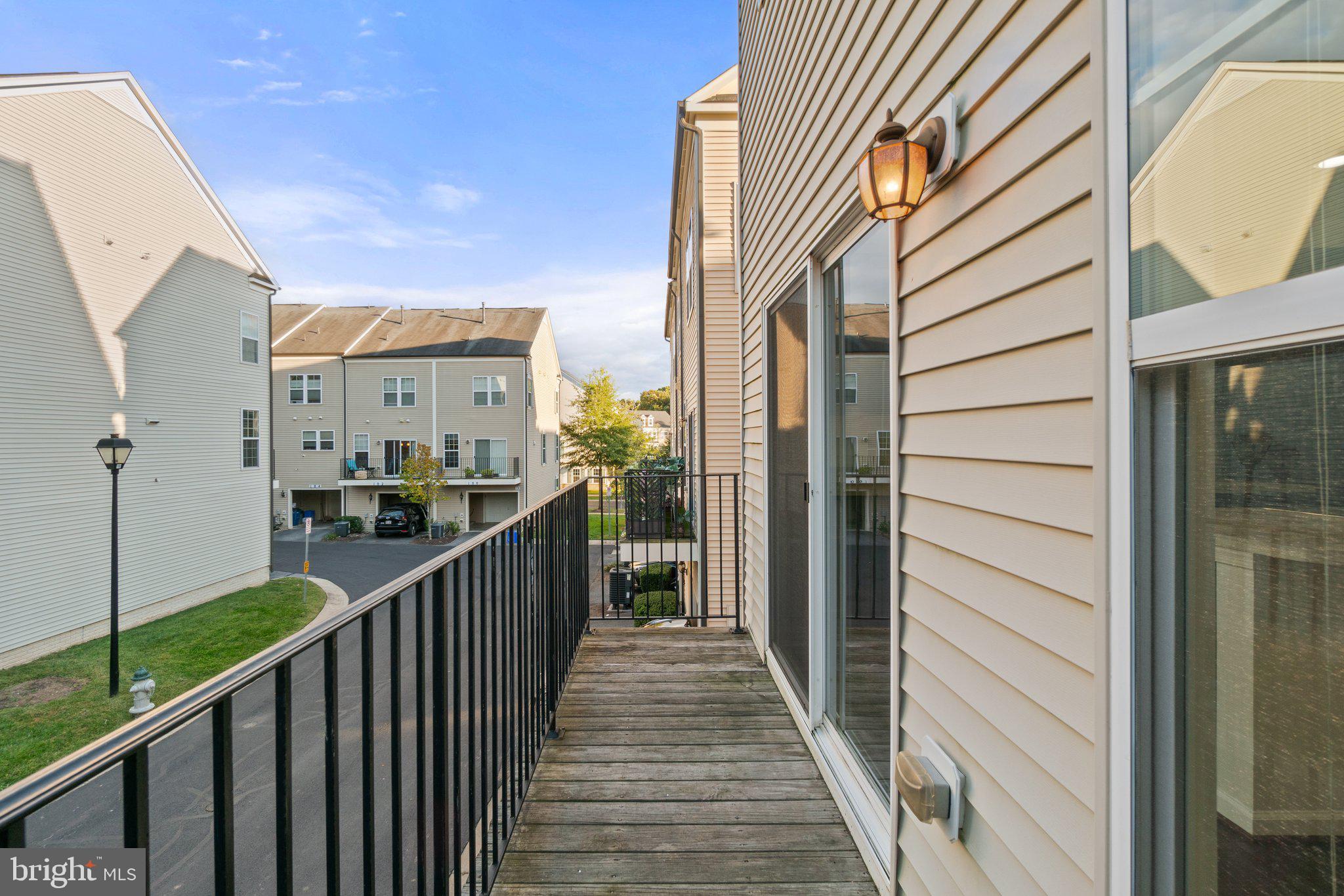 22475 GLENBOW WAY 2010