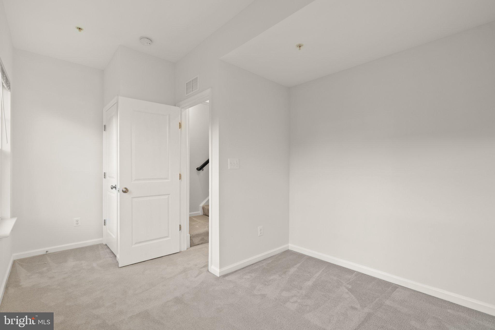 22475 GLENBOW WAY 2010