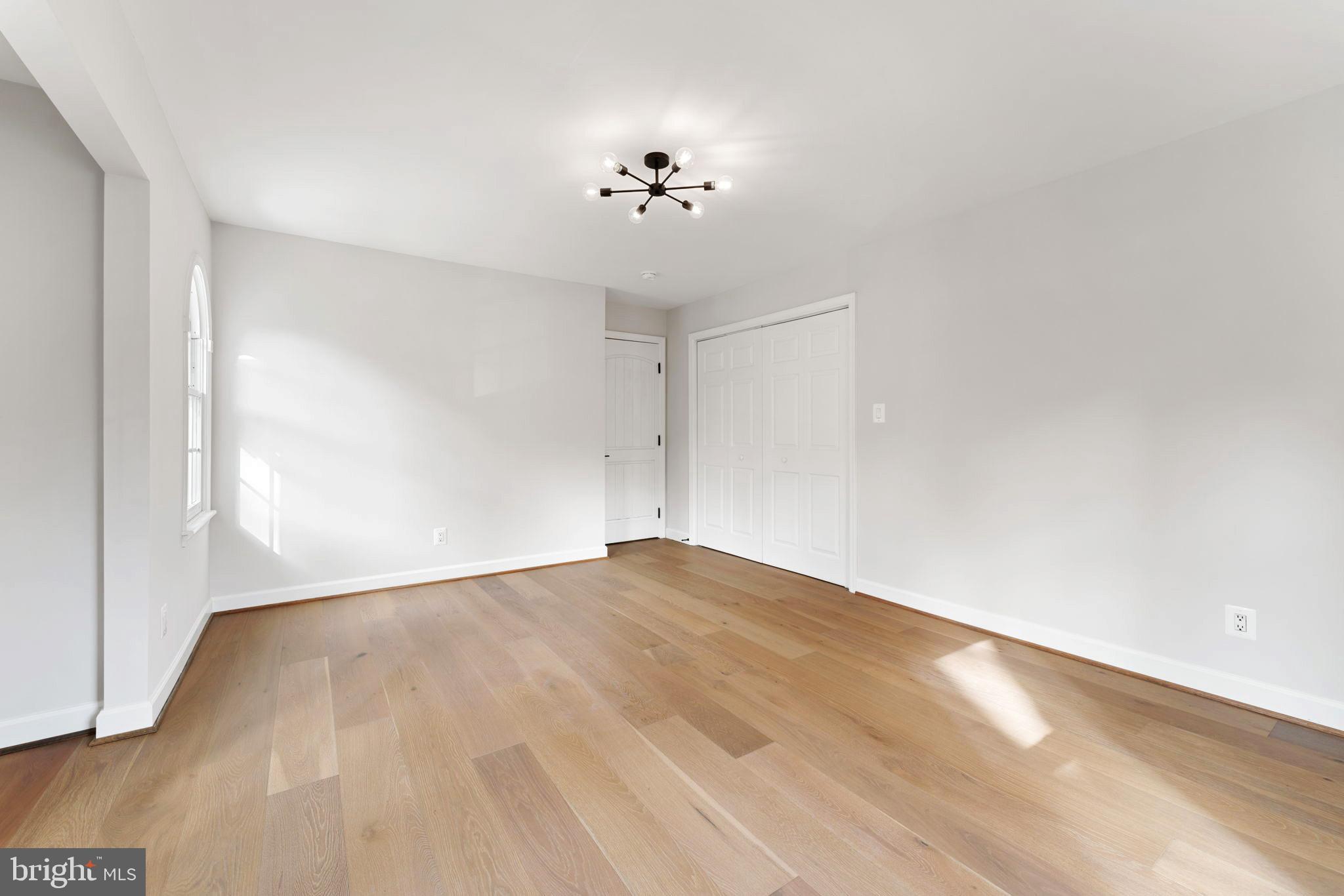 32 Eastmoor Dr