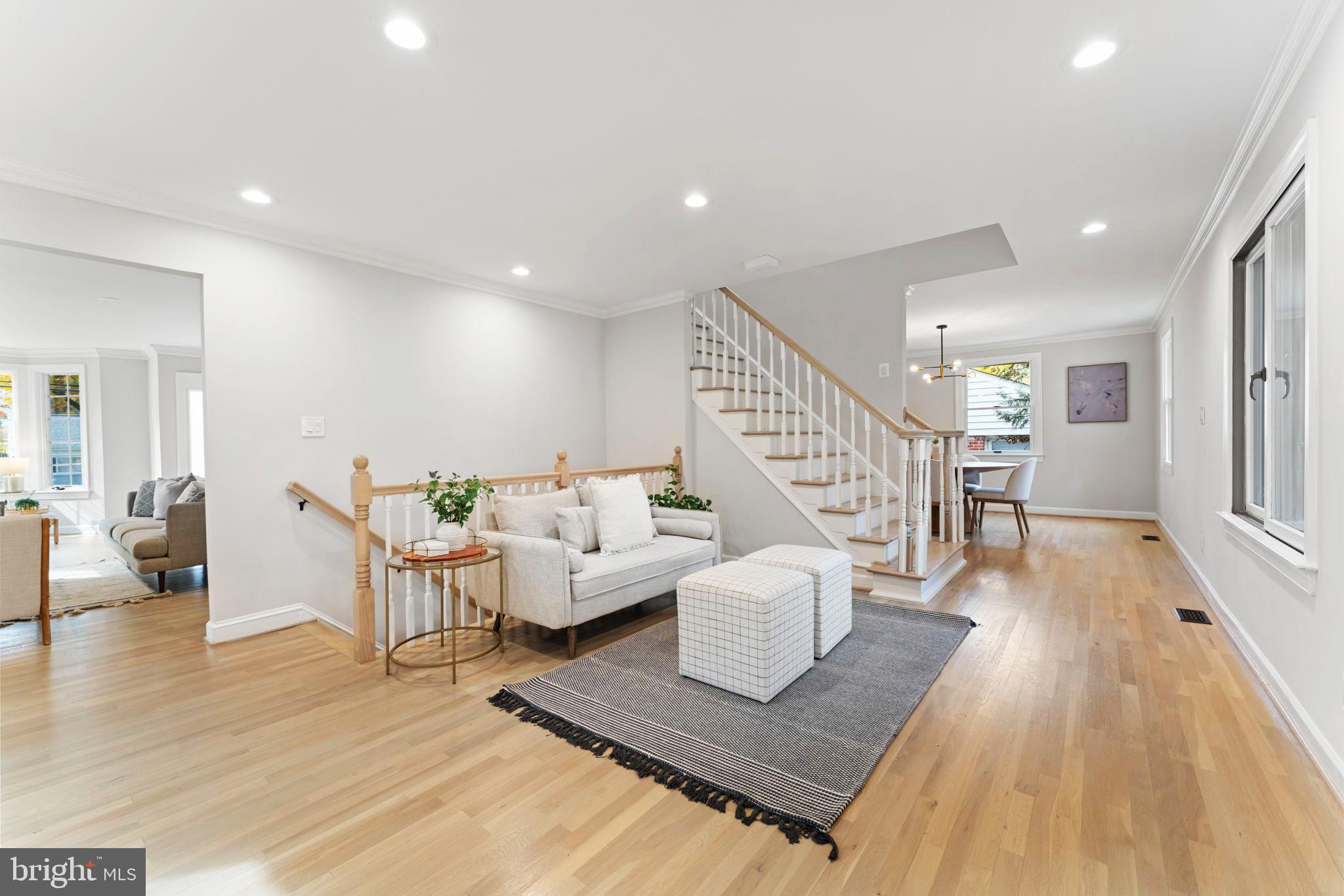 32 Eastmoor Dr