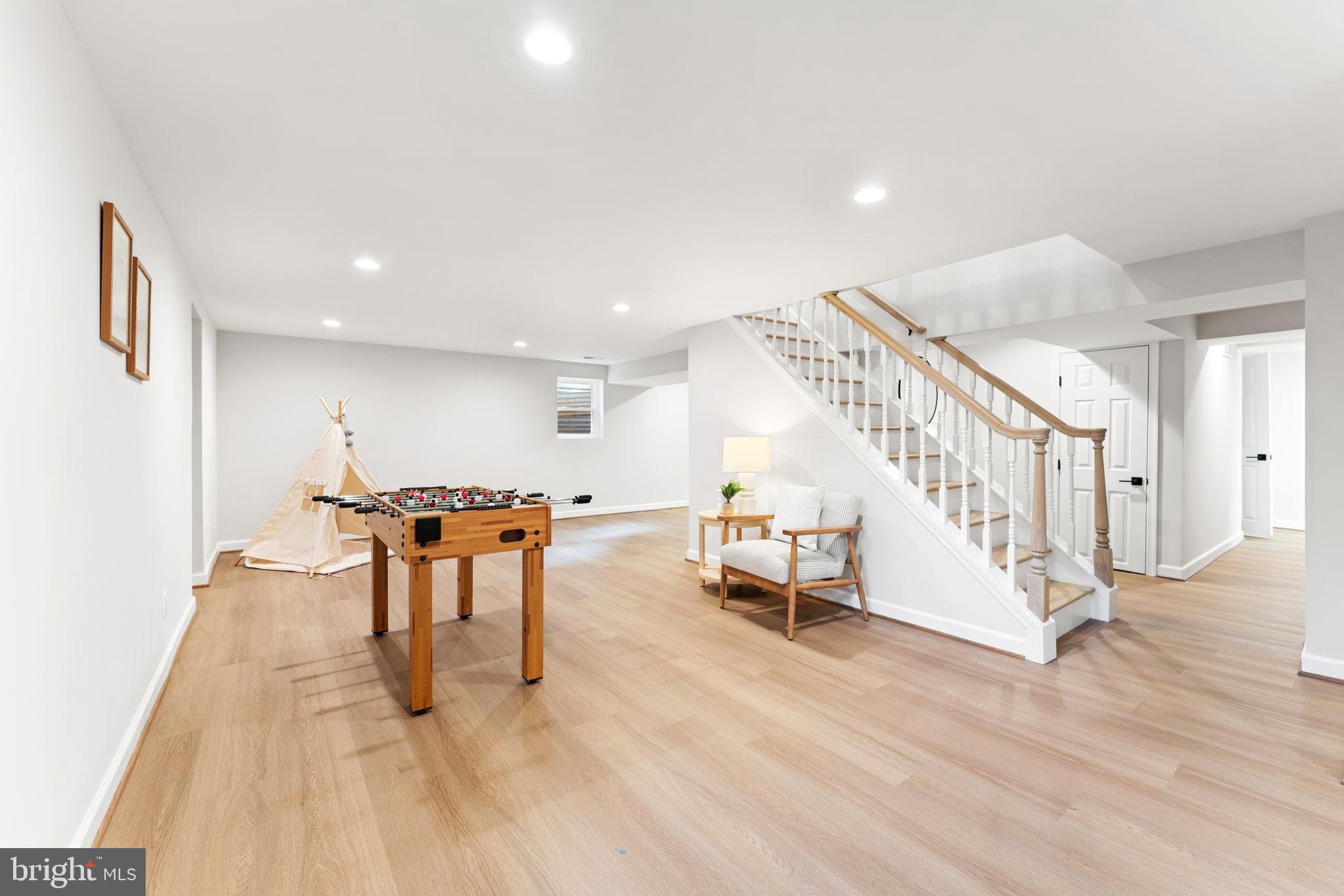 32 Eastmoor Dr
